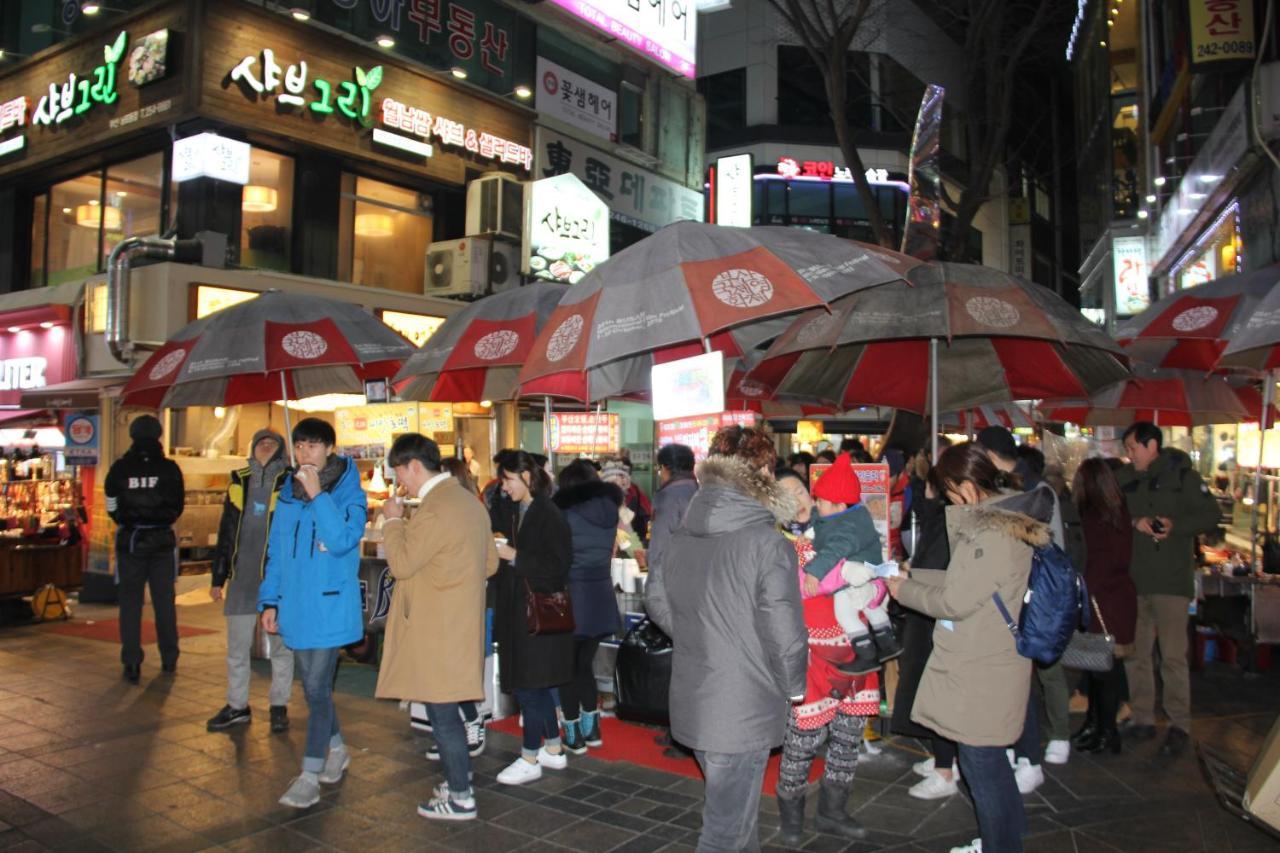 Hyu Plus Guesthouse Busan Bagian luar foto