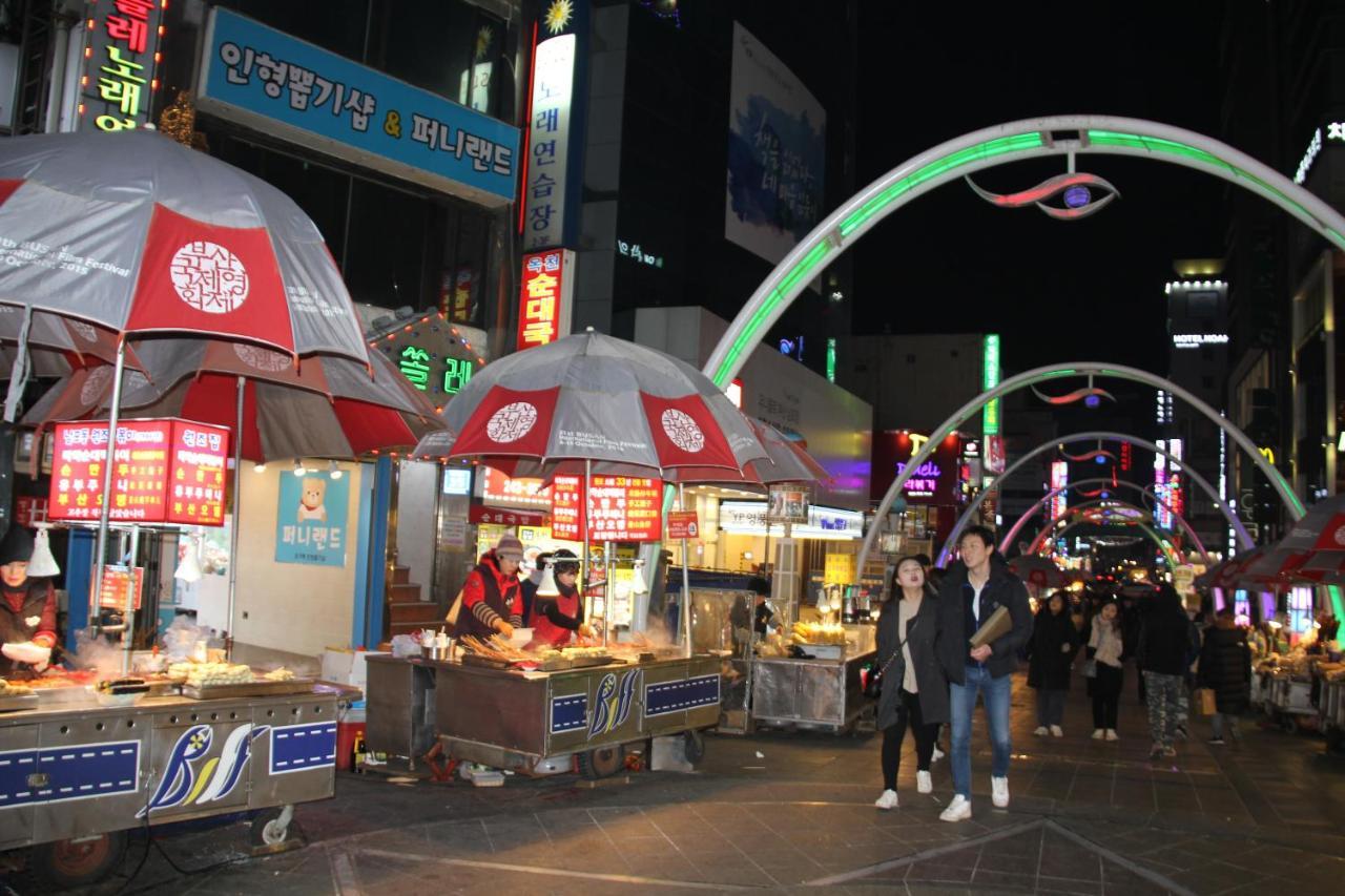 Hyu Plus Guesthouse Busan Bagian luar foto